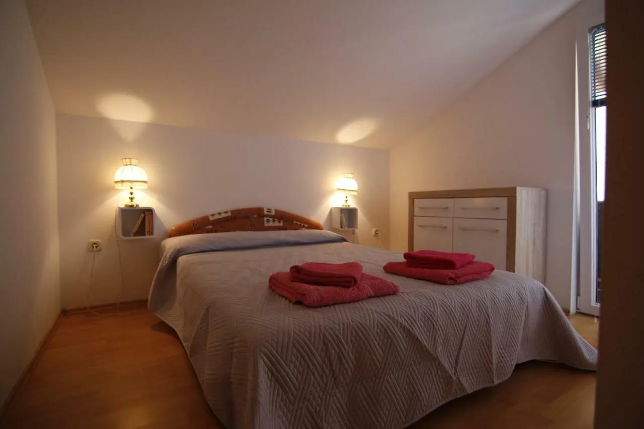 Apartment Ema Zadar