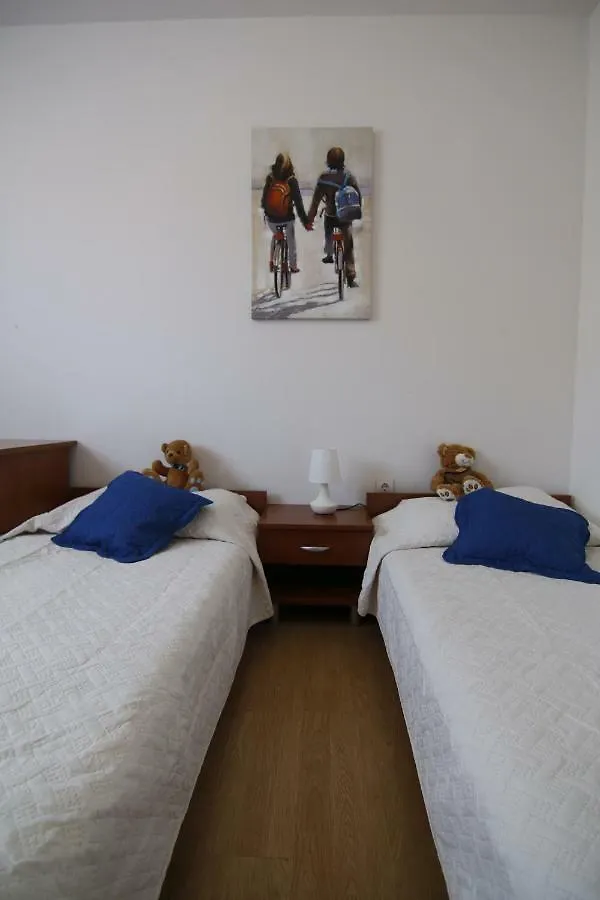 Apartment Ema Zadar 0*,